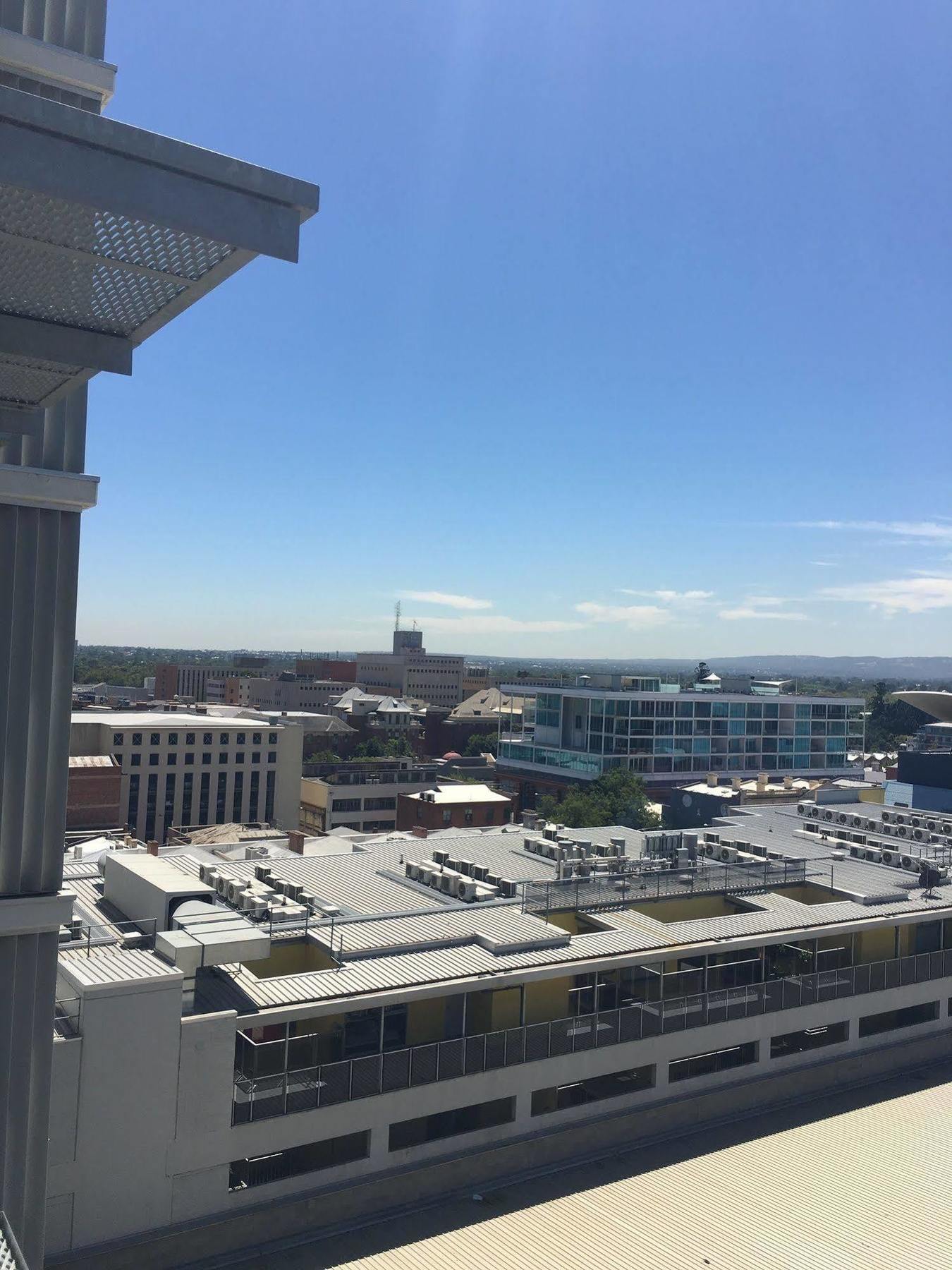 Luxury In The Sky On Hindmarsh Square Apartment Adelaide Luaran gambar