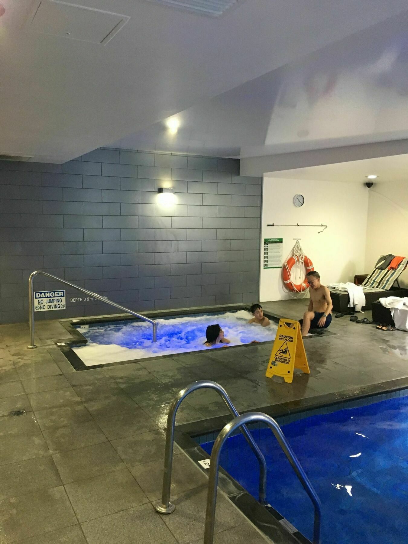 Luxury In The Sky On Hindmarsh Square Apartment Adelaide Luaran gambar